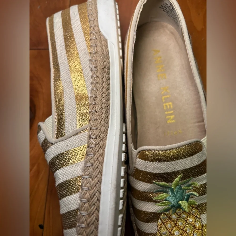 Anne Klein Gold and Cream Striped pineapple summer vacation Espadrilles